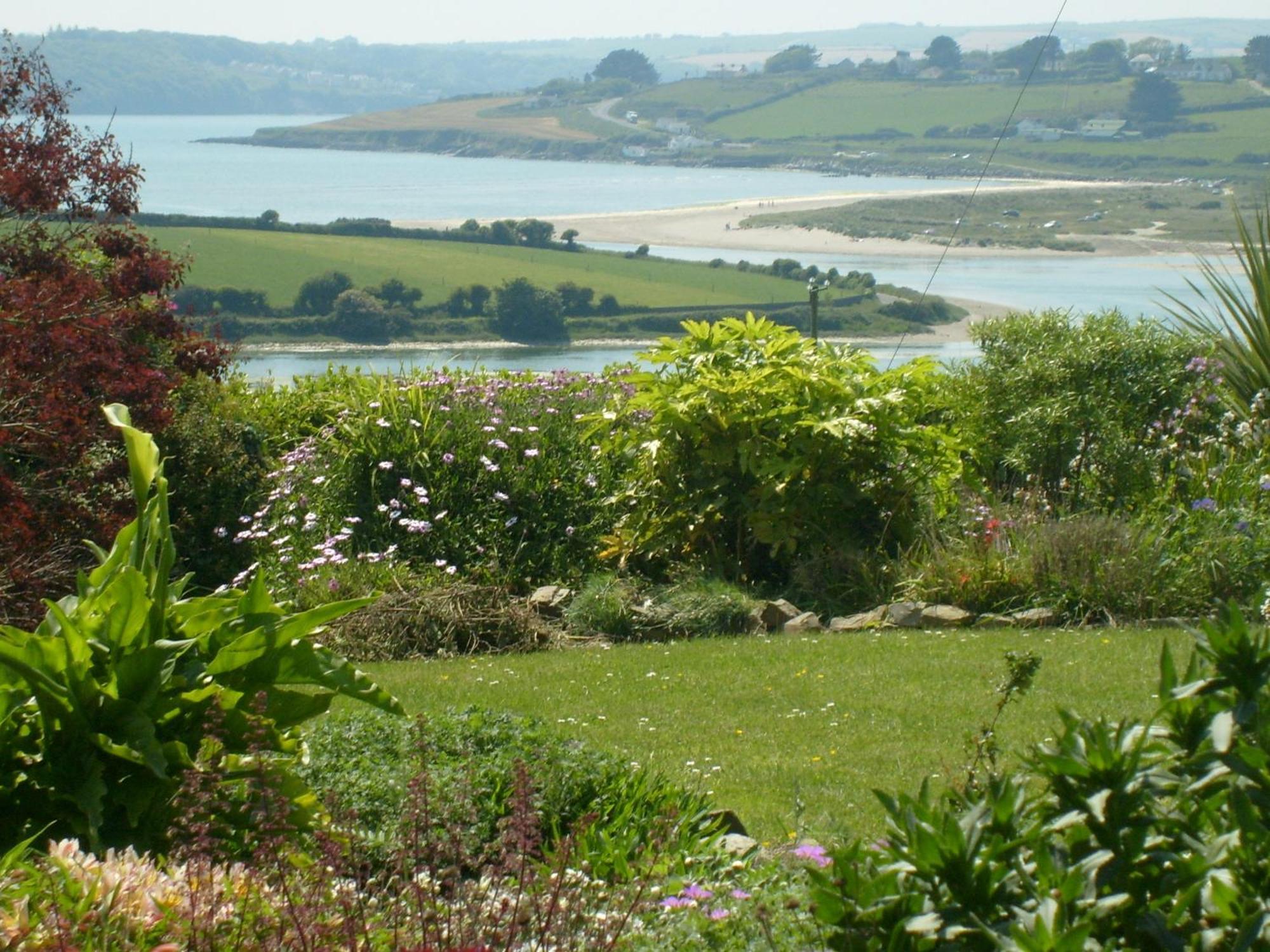 Seafield Farmhouse Kilbrittain Bagian luar foto